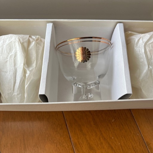 【未使用】天皇陛下菊花紋　ガラス酒器セット