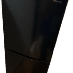 冷蔵庫、電子レンジ、シングルベッド