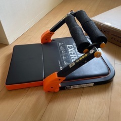 腹筋トレーニング機器の画像