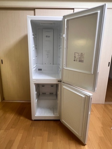 ［来週処分の為お値下げ
］MAXZEN 231L 2ドア冷凍冷蔵庫