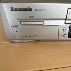 VHSビデオデッキの画像