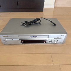 VHSビデオデッキ