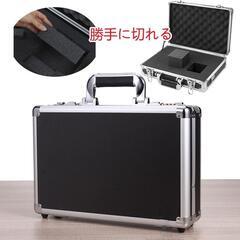 アタッシュケース アルミ ハードケース 展示用箱 ダイヤルキーの画像