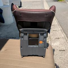 Combi チャイルドシート 茶色 ネーム lite ISOFIXシリーズ 説明書あり 【浜村鹿野温泉ICから3分 買取本舗、 宮本リサイクル 営業時間9～19時 定休日水曜のみ←連絡できませんm(_ _)m】の画像