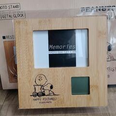 スヌーピーPHOTO FRAME WITH CLOCKの画像