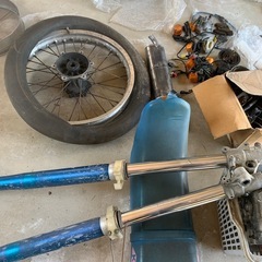 受け渡し決まりました 
KDX200の部品色々の画像