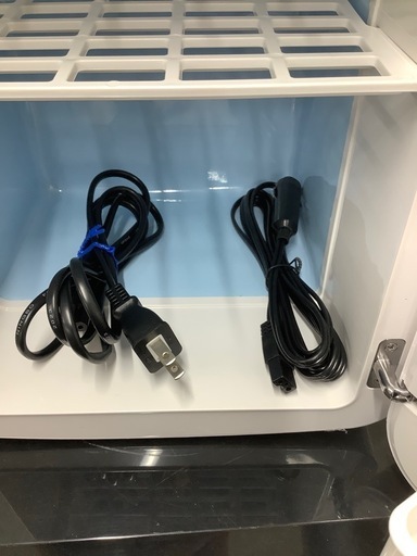 【6か月保証付】　オーム電機　2023年製　ポータブル電子式保冷温ボックス