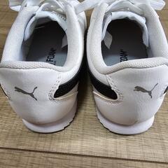 【PUMA】美品スニーカー 22.5cmの画像