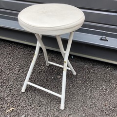 無料　折り畳み椅子