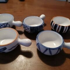 箸置き付き小鉢のセットの画像