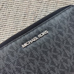 美品　MICHAELKORS 総柄　財布　②の画像