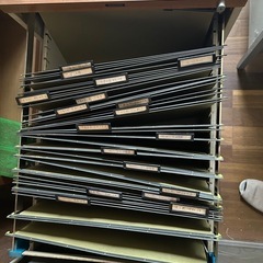 事務用袖机の画像
