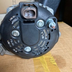 ハイエース　オルタネーターの画像