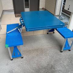 アウトドアテーブル