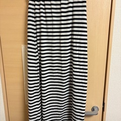 タグ付き🏷️リバーシブルロンスカ　Mサイズの画像