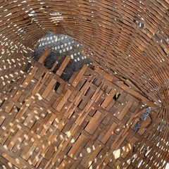 昔の竹籠　傷みあり　民芸品　農作業用具　の画像
