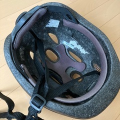 BELL 子ども用　自転車ヘルメット　カモフラージュ柄
の画像