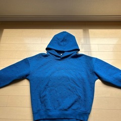 GU キッズ140cmフード付きパーカーの画像