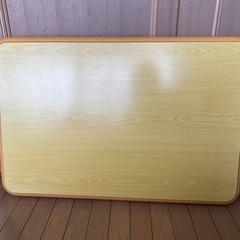 テーブル
