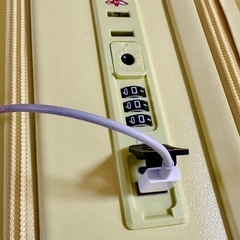 新品USBポート付フロントオープンスーツケース黄色旅行カバン静音WキャスターTSAロックドリンクホルダー付女性女の子にの画像
