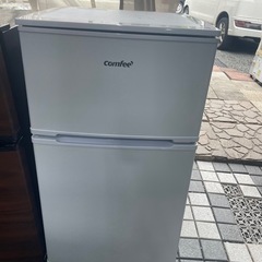 23年製　comfee 冷蔵庫　90L RCT90WH/E RZ