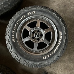 BFグッドリッチ　225 70 Ｒ16 レイズホイールセットの画像