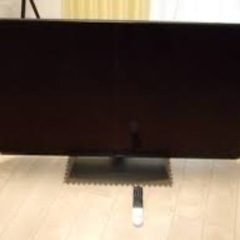 2020年製　６０インチテレビ