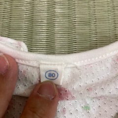 ベビー服 さくらんぼ柄ロンパース 80サイズの画像