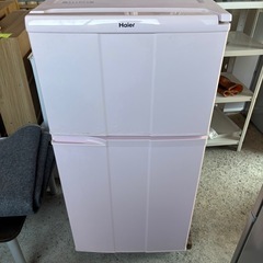 【冷凍庫のみ使用可／かわいいピンク色】
