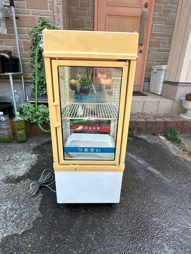 サンデン冷蔵ショウケース