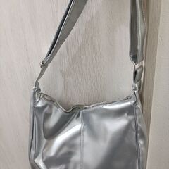 ショルダーバック