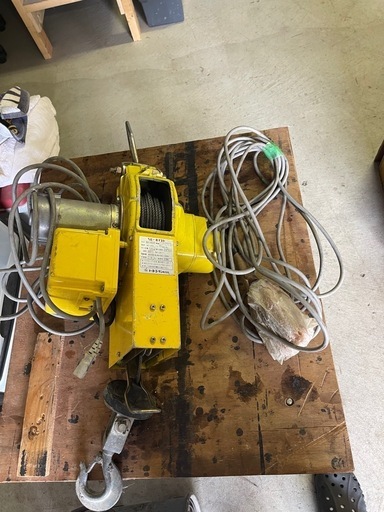 取引中　ベビーホイスト　吊り荷重160kg