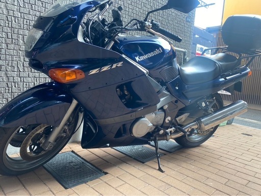 カワサキ　ZZR400