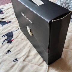 コムサ ギフトタイプの持ち手付きBOXの画像