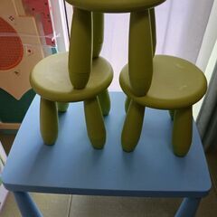 IKEA　子ども用　テーブル＆椅子
