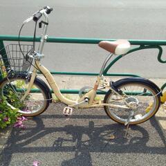 折りたたみ自転車　20インチ　6段変速　お洒落☆可愛い☆　　　　...