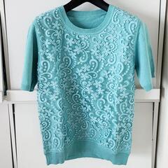 刺繍入りミントグリーン半袖ニット