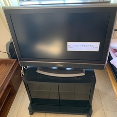 テレビとテレビ台32inch