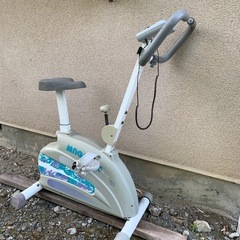 フィットネスバイク
