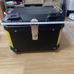 バイクリアボックス