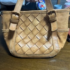 皮ハンドバッグ
