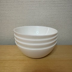 パンまつりのボウル　4個セット　白い器　どんぶり