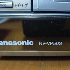 無料　DVD VHSプレイヤー　ほぼジャンクの画像