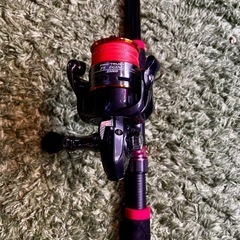 釣竿とリールのセットの画像