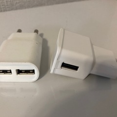 ★2個★韓国用コンセント充電器の画像