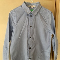 130サイズ　男の子　シャツ　未着用