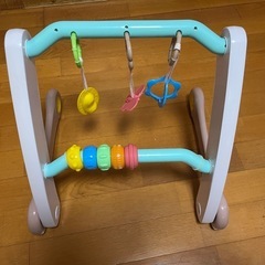 赤ちゃん向けジム、手押しウォーカー