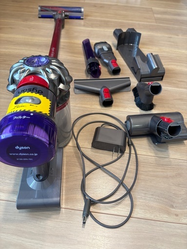 【中古品】一式セット Dyson V8 Slim Fluffy 説明書あり 中古品】一式セット Dyson V8 Slim Fluffy 説明書あり