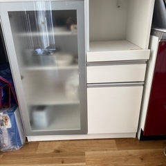 食器棚