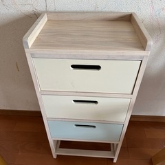 可愛い収納棚